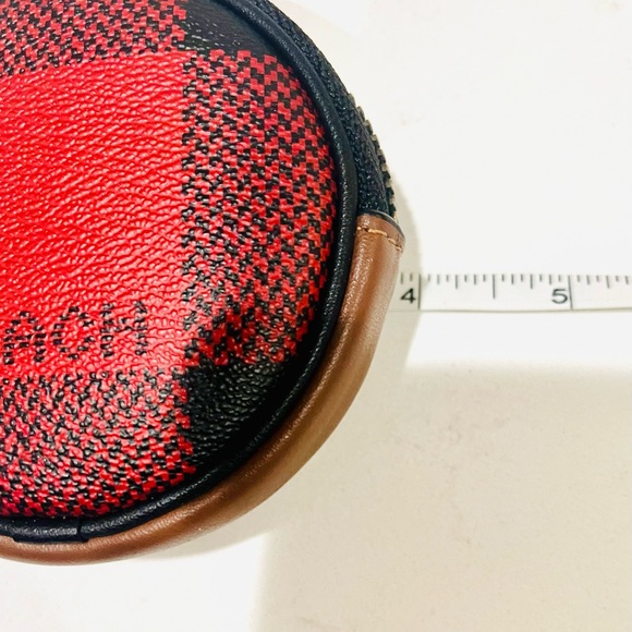 New Coach Round Coin Case With Buffalo Plaid Print - Deadstock RARE - Picture 8 of 16